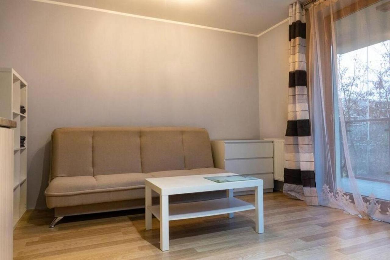 MINI APARTAMENT CRACOW / KRAKÓW z m. postojowym Cracóvia Exterior foto